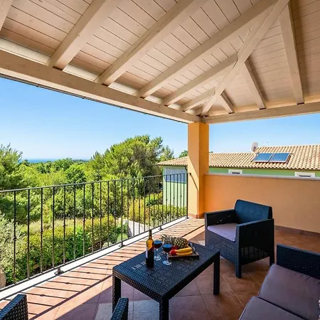Spacious House - Pool / Jacuzzi / Sauna / Playground / 8+2 Holiday home Rakalj