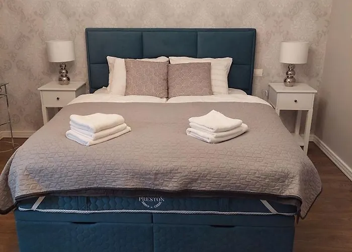 Spacious House - Pool / Jacuzzi / Sauna / Playground / 8+2 * Rakalj