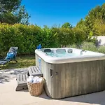 Spacious House - Pool / Jacuzzi / Sauna / Playground / 8+2 Rakalj