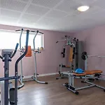 Spacious House - Pool / Jacuzzi / Sauna / Playground / 8+2 Rakalj